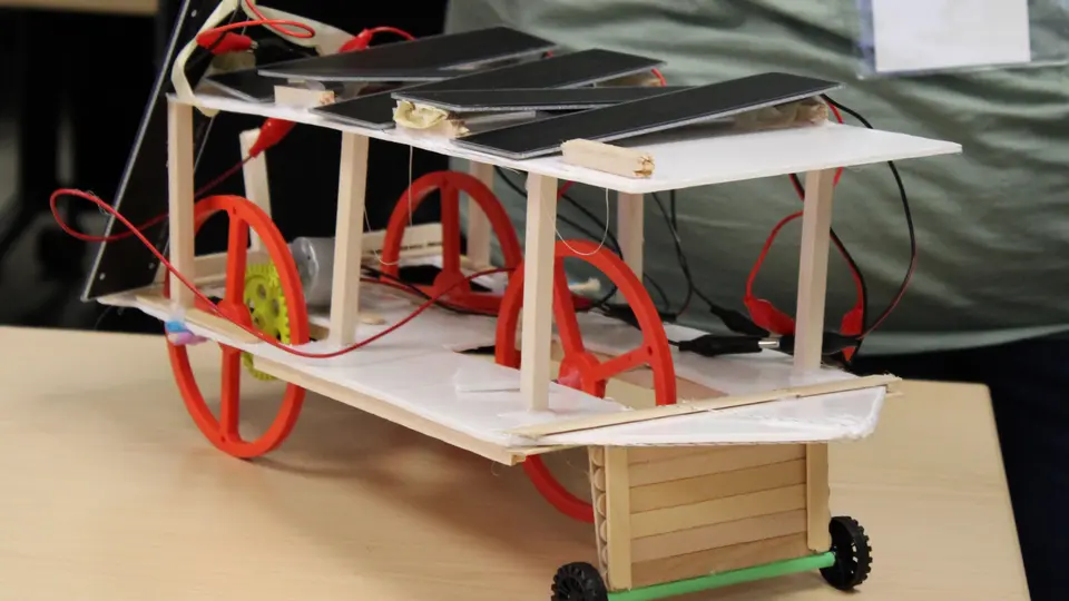 Solar-powered vehicle