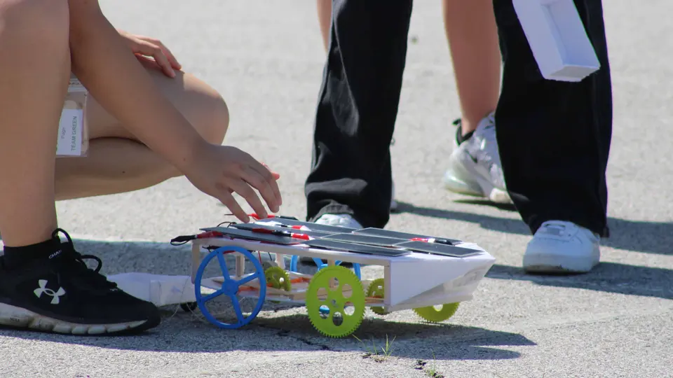 Solar-powered vehicle